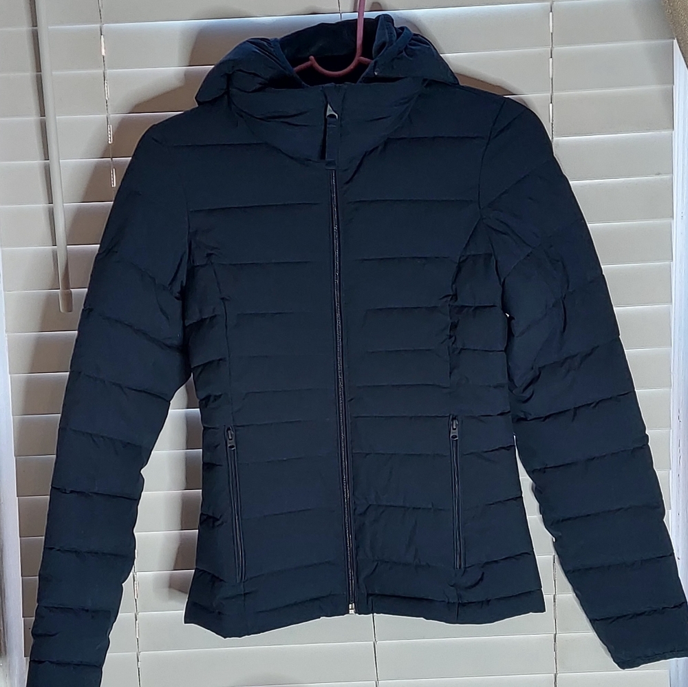 Abercrombie & Fitch NWOT stretch lightweight, packable puffer Jacket